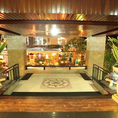 La Walon Hotel Kuta Lombok Kültér fotó