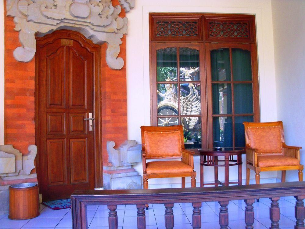 La Walon Hotel Kuta Lombok Kültér fotó