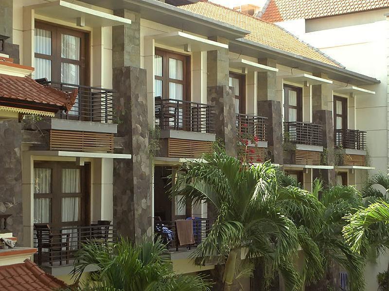 La Walon Hotel Kuta Lombok Kültér fotó