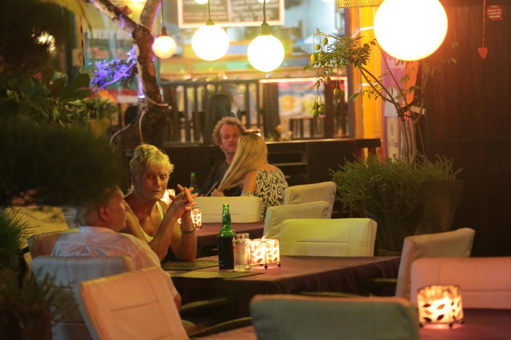 La Walon Hotel Kuta Lombok Kültér fotó