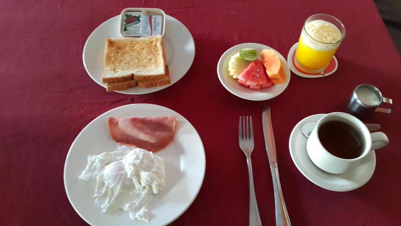 La Walon Hotel Kuta Lombok Kültér fotó