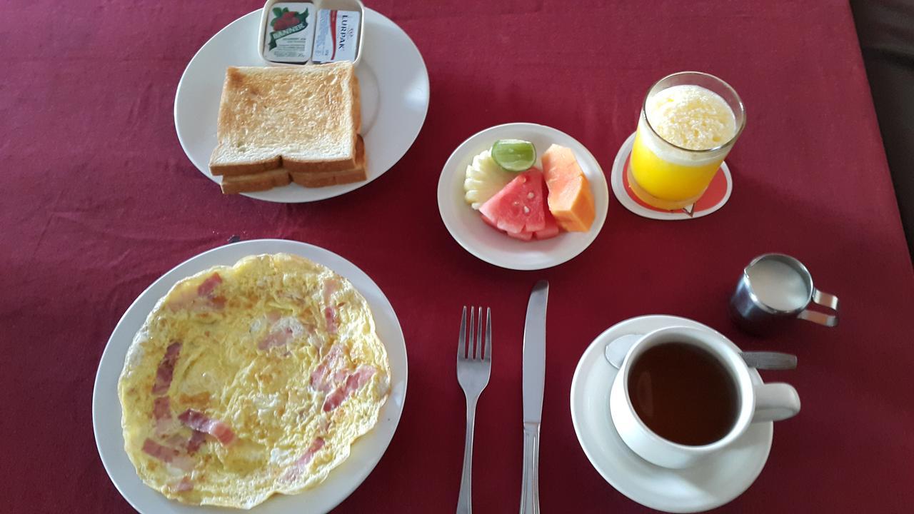 La Walon Hotel Kuta Lombok Kültér fotó
