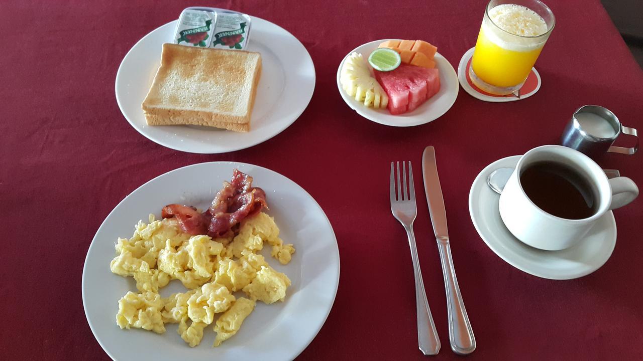 La Walon Hotel Kuta Lombok Kültér fotó
