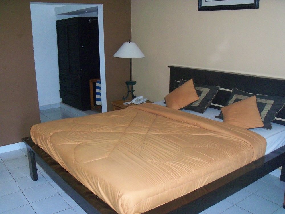 La Walon Hotel Kuta Lombok Kültér fotó